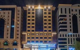 Manazel Al Zaireen Hotel